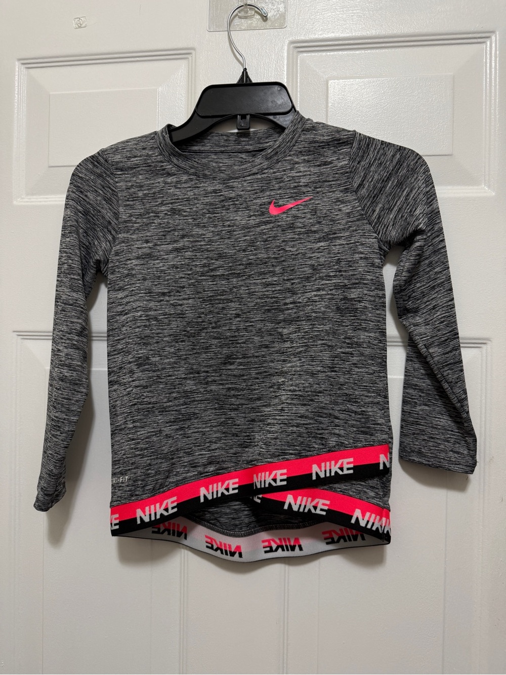 Nike Girls' Grey Heather Long-Sleeve Top with Pink Accents